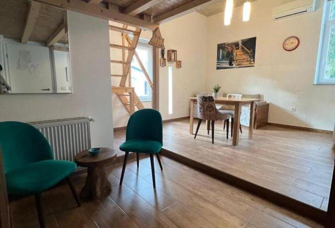 Apartment Piccolo Mondo Lubiana Esterno foto